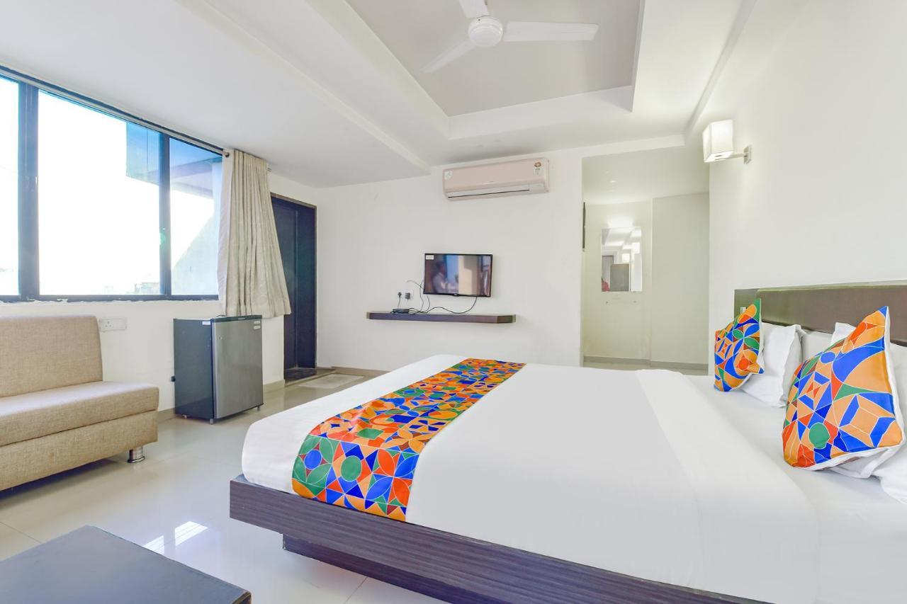 Fabhotel Skyland Ahmadábád Kültér fotó