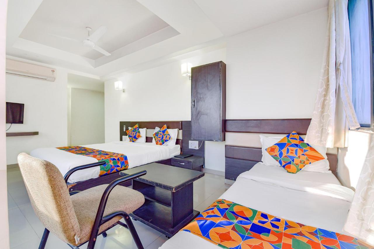 Fabhotel Skyland Ahmadábád Kültér fotó