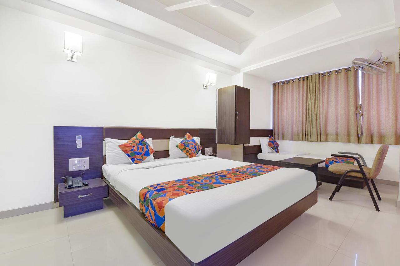 Fabhotel Skyland Ahmadábád Kültér fotó