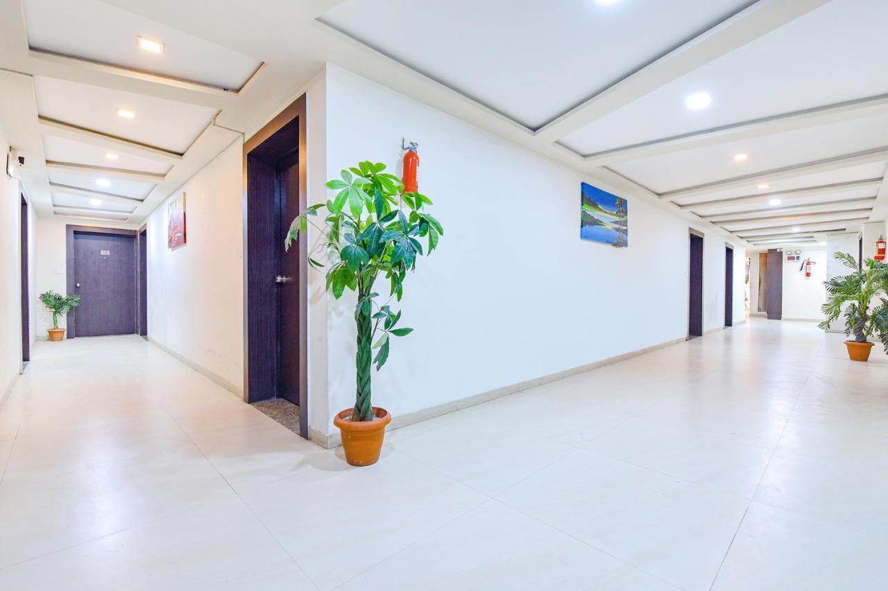 Fabhotel Skyland Ahmadábád Kültér fotó