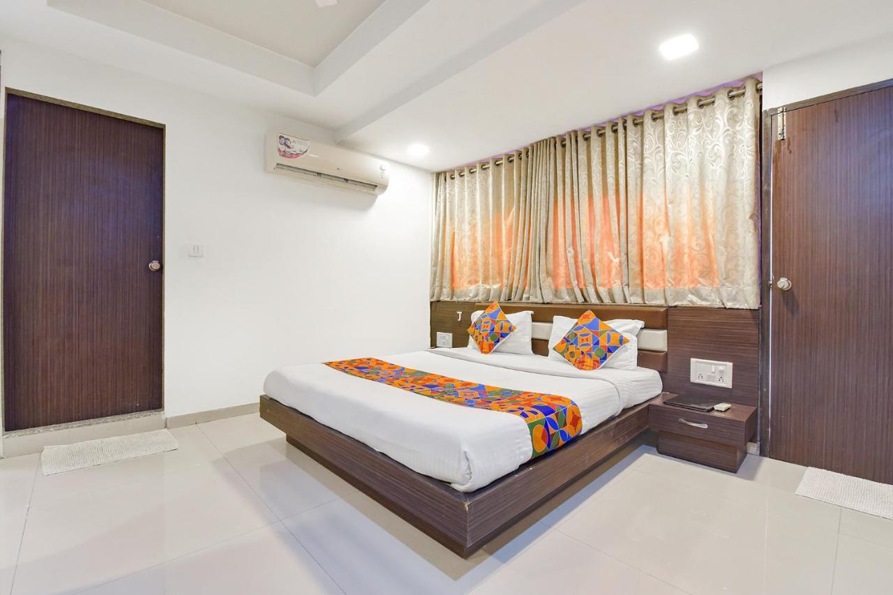 Fabhotel Skyland Ahmadábád Kültér fotó