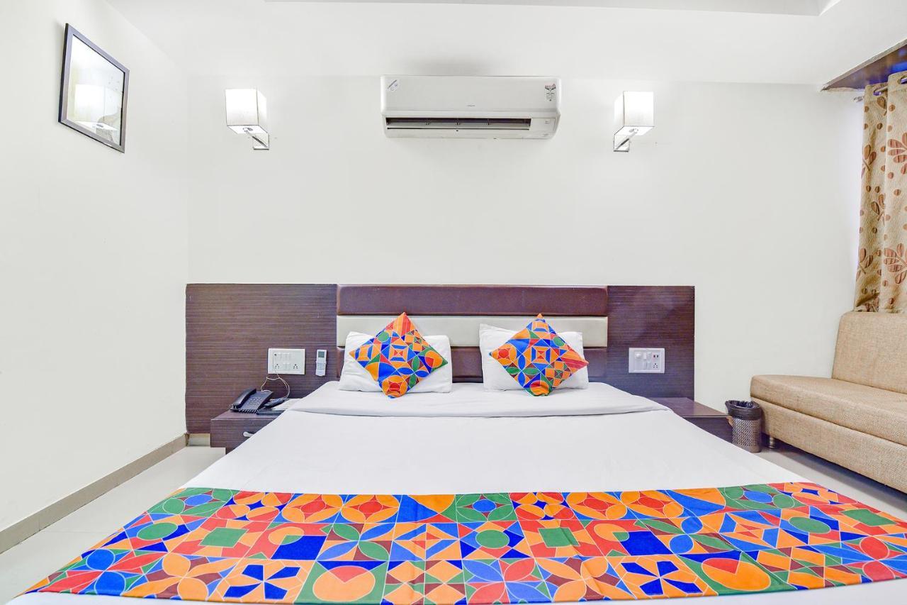 Fabhotel Skyland Ahmadábád Kültér fotó