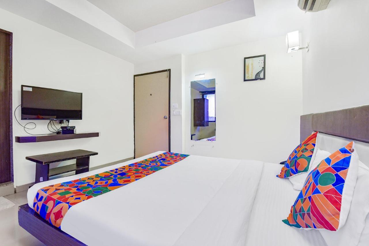 Fabhotel Skyland Ahmadábád Kültér fotó